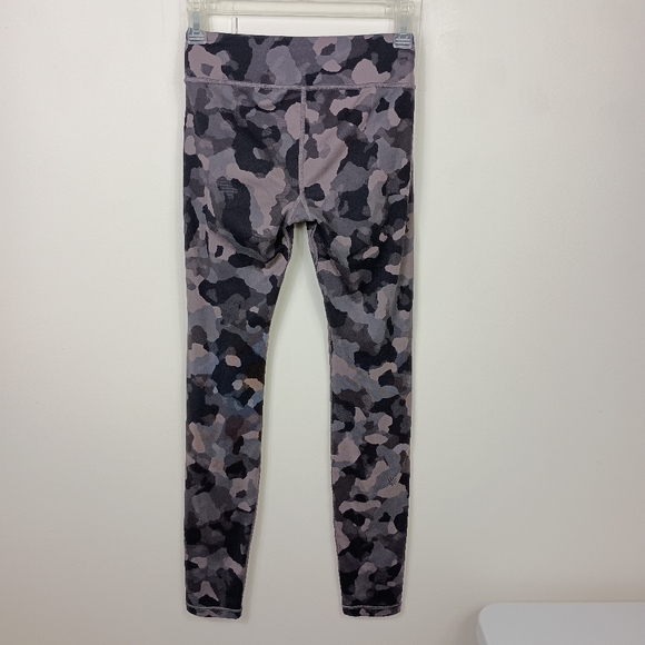 Athleta Girl Leopard Leggings Black Gray XL/14 Stretch Printed Chit Chat Tights - Picture 4 of 11